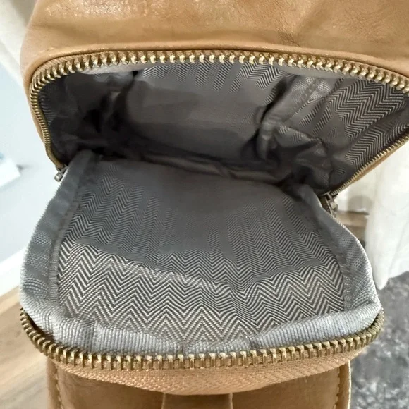 lululemon athletica Tan Leather Crossbody Sling with Patterned Strap - Picture 3 of 6